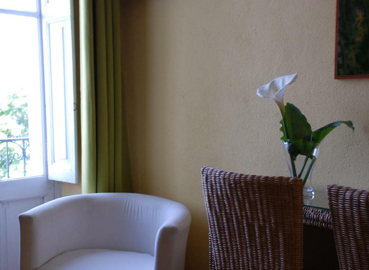 Hostal Zaragoza Hondarribia Bagian luar foto