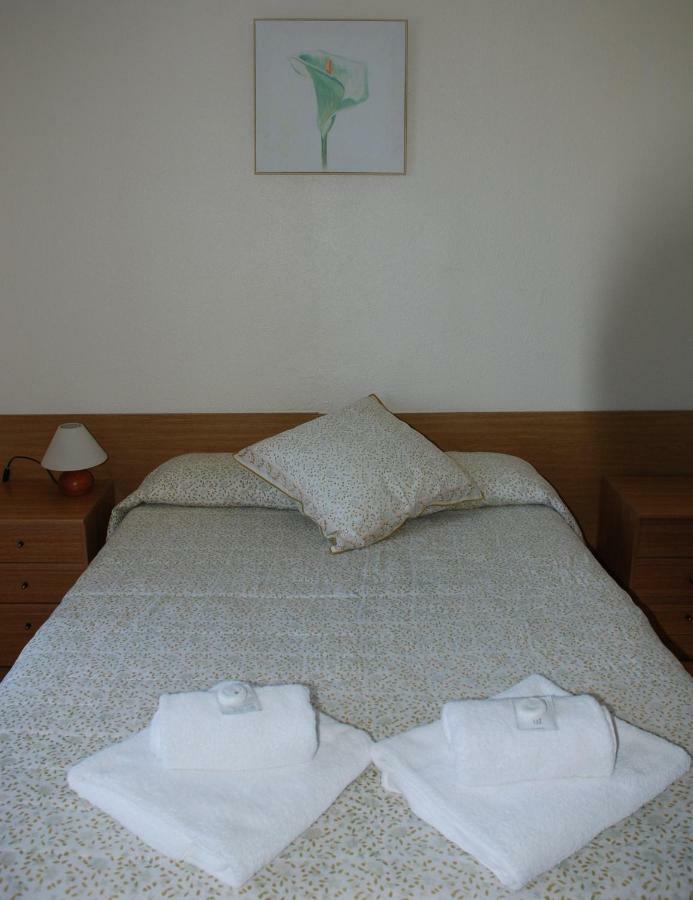 Hostal Zaragoza Hondarribia Bagian luar foto